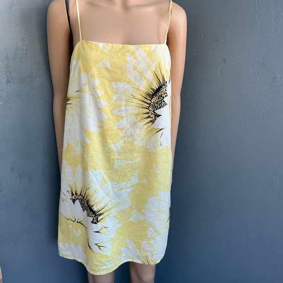 H&M Yellow Strapless Sheath Dress for Weddings - Picture 10 of 10
